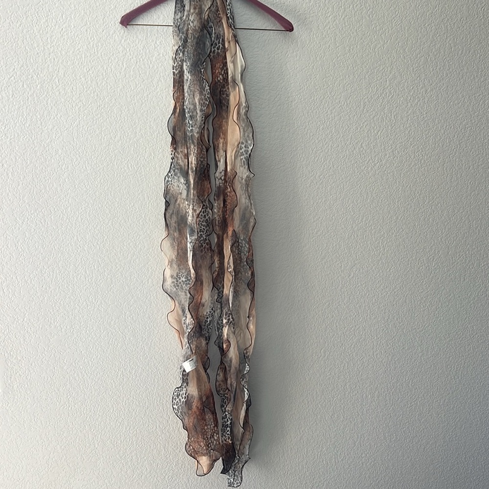 Women's long ruffled scarf - Pier Imports